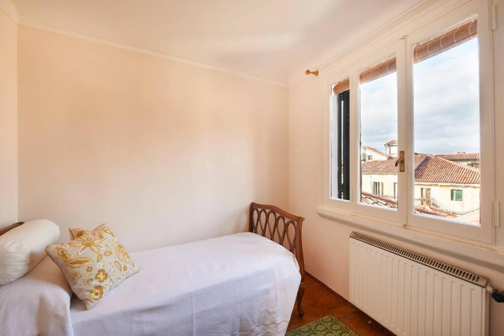 Ca' Fenice, Charming Apartment In San Marco, Sleep 7 Veneza Exterior foto