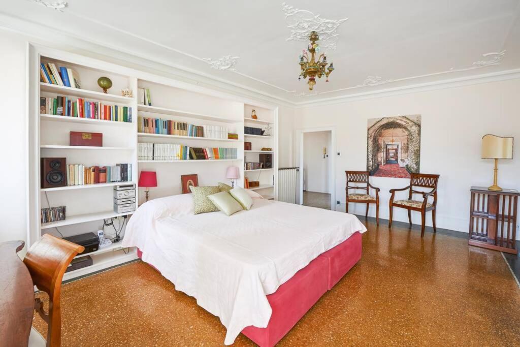 Ca' Fenice, Charming Apartment In San Marco, Sleep 7 Veneza Exterior foto