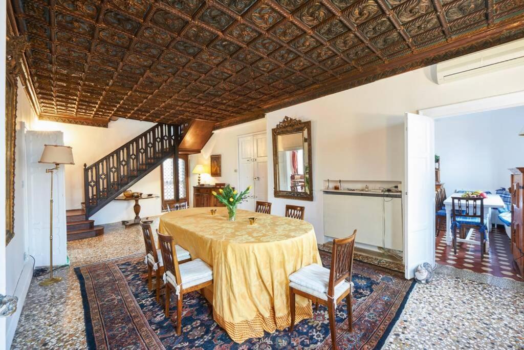 Ca' Fenice, Charming Apartment In San Marco, Sleep 7 Veneza Exterior foto
